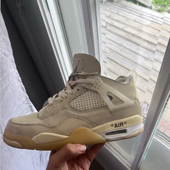 Nike Air Jordan 4 - Beige and White - Picture 1 of 2